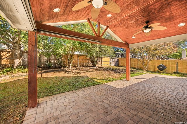 1651 Mountain Brk, Schertz, TX 78154