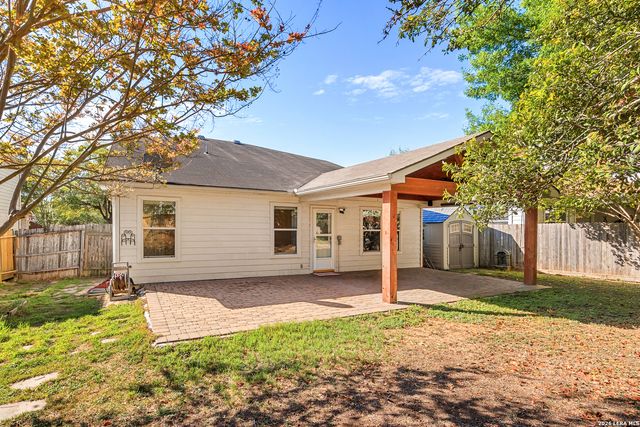 1651 Mountain Brk, Schertz, TX 78154