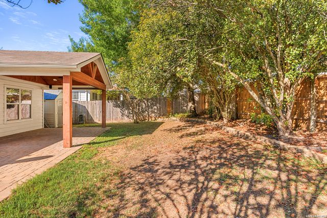 1651 Mountain Brk, Schertz, TX 78154