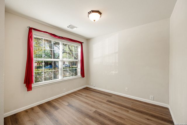 1651 Mountain Brk, Schertz, TX 78154