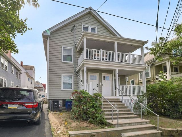 7 Dickson 2, Somerville, MA 02144