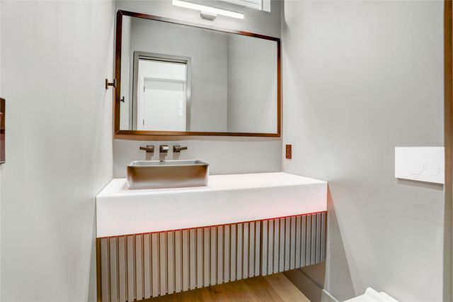 1116 Peden Street, Houston, TX 77006