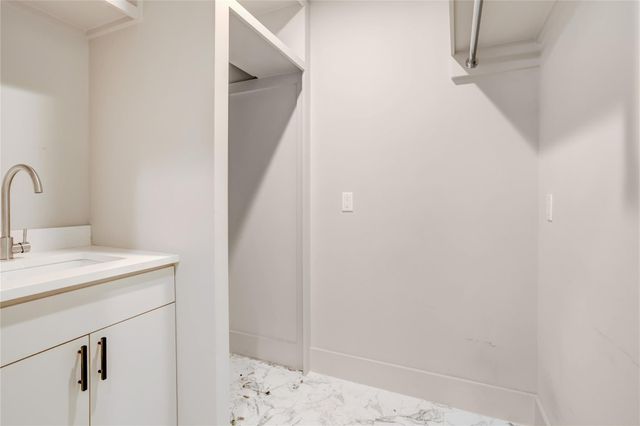 1116 Peden Street, Houston, TX 77006