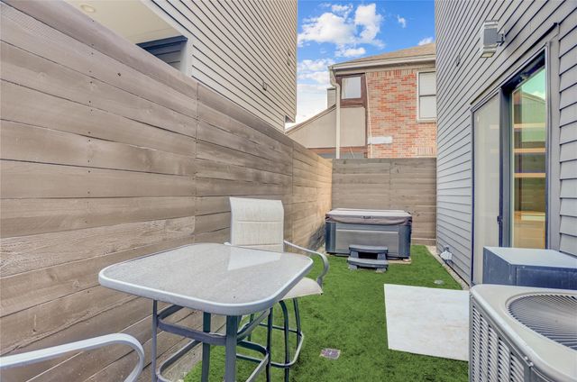 1116 Peden Street, Houston, TX 77006