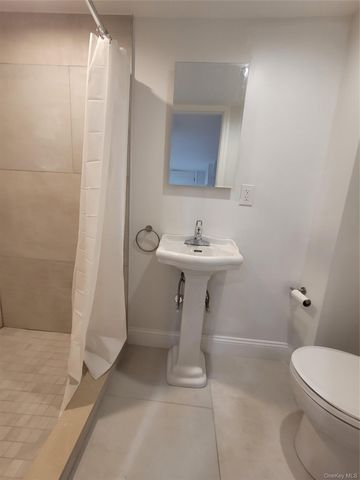 33-34 172ND Street, Flushing, NY 11358