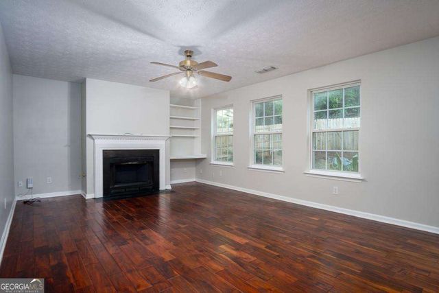 1078 River Plantatio Drive, Woodstock, GA 30188