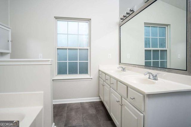 1078 River Plantatio Drive, Woodstock, GA 30188