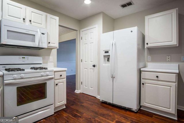 1078 River Plantatio Drive, Woodstock, GA 30188