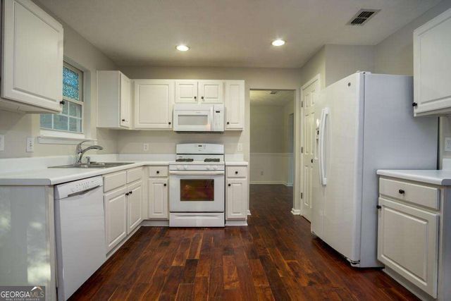 1078 River Plantatio Drive, Woodstock, GA 30188