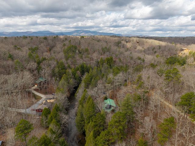 252 Branch Creek Road, Mccaysville, GA 30555