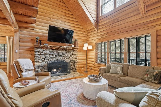 252 Branch Creek Road, Mccaysville, GA 30555