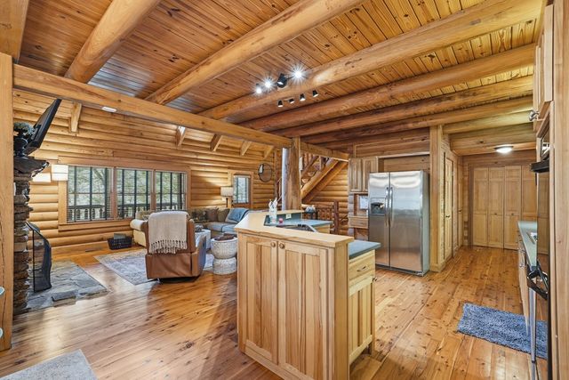 252 Branch Creek Road, Mccaysville, GA 30555