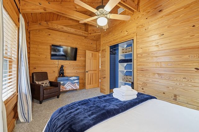 252 Branch Creek Road, Mccaysville, GA 30555