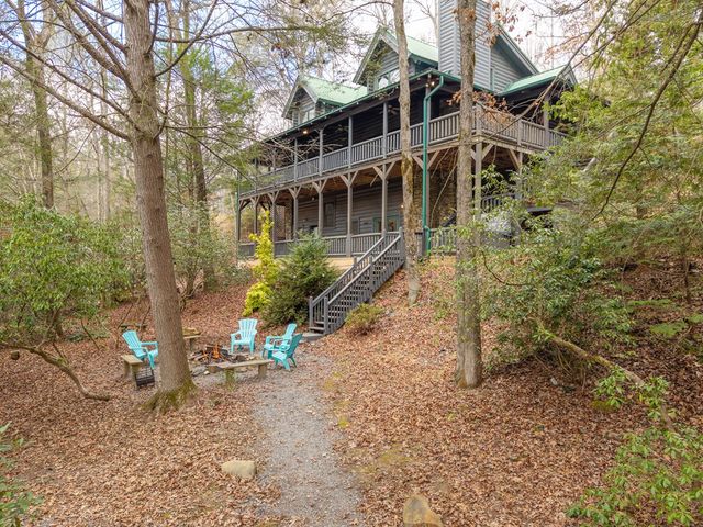 252 Branch Creek Road, Mccaysville, GA 30555