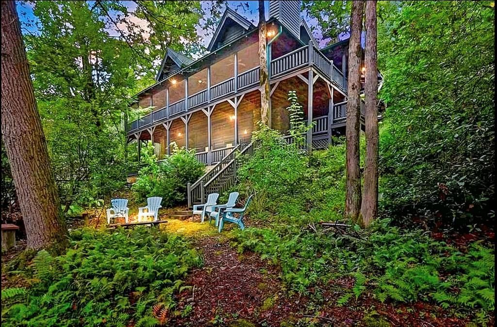 252 Branch Creek Road, Mccaysville, GA 30555