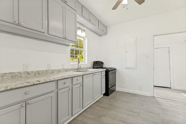3801 Ryan Avenue, Fort Worth, TX 76110
