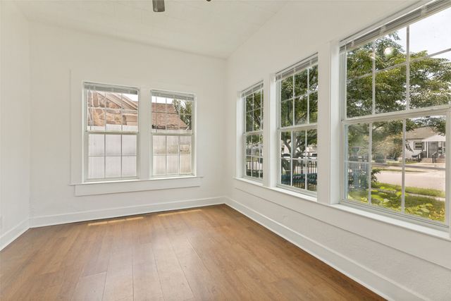 3801 Ryan Avenue, Fort Worth, TX 76110