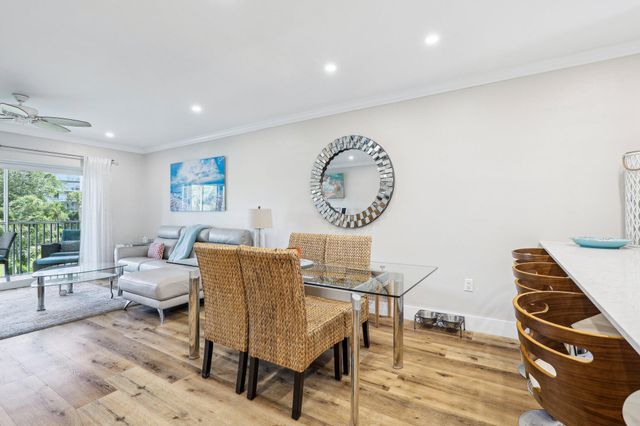 200 E Royal Palm Road 304, Boca Raton, FL 33432