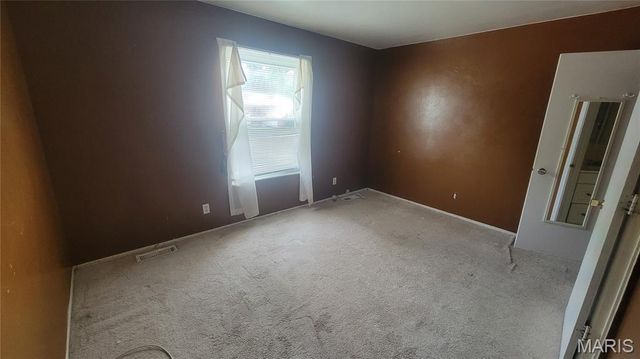 4895 Lockwig Trail, Florissant, MO 63033