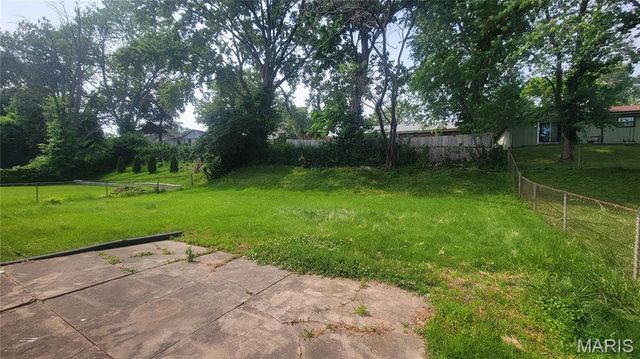4895 Lockwig Trail, Florissant, MO 63033