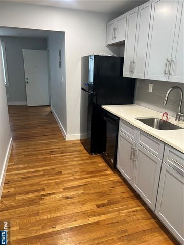 935 Broad Street 35B, Bloomfield, NJ 07003