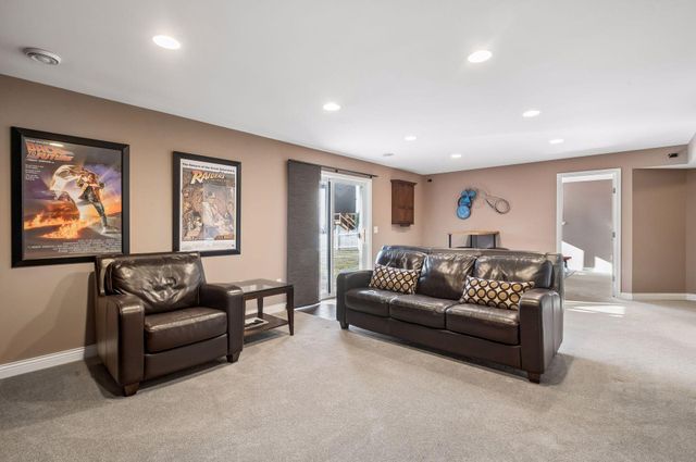 18273 68th Place N, Maple Grove, MN 55311