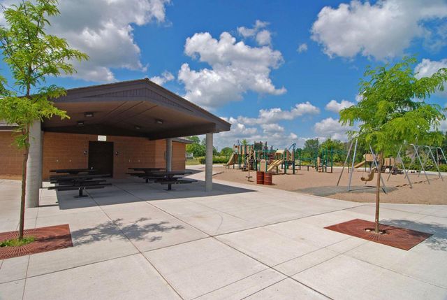 18273 68th Place N, Maple Grove, MN 55311