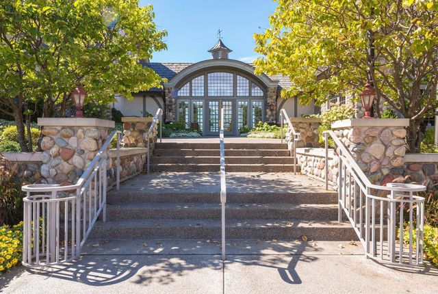 18273 68th Place N, Maple Grove, MN 55311