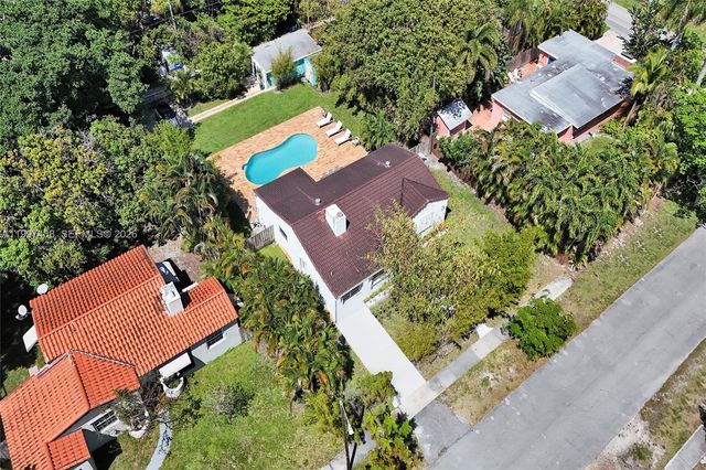 1515 Dewey St, Hollywood, FL 33020