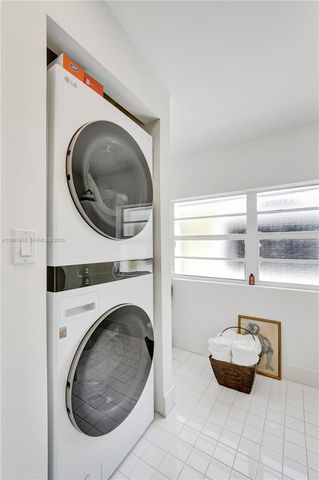 1515 Dewey St, Hollywood, FL 33020