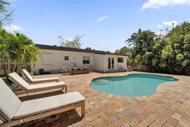 1515 Dewey St, Hollywood, FL 33020