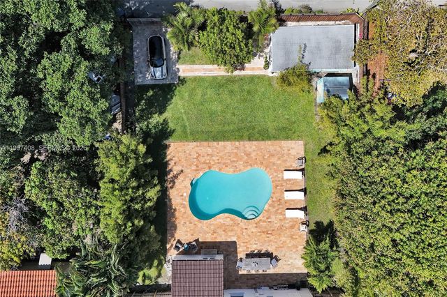 1515 Dewey St, Hollywood, FL 33020