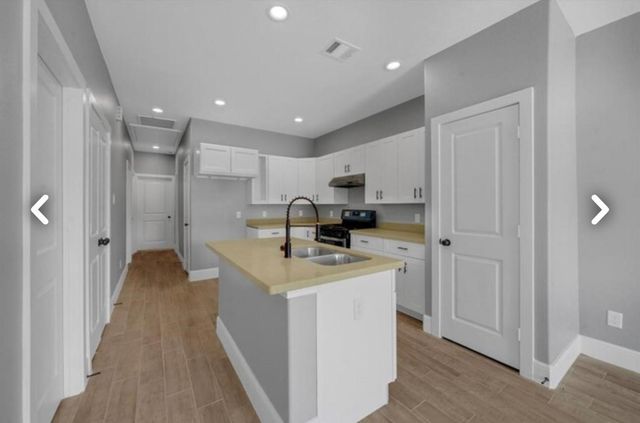 4631 Briscoe Street, Houston, TX 77051