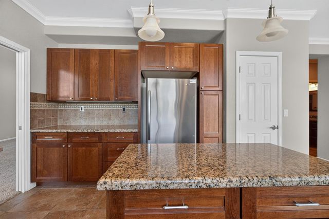 4231 Pinehurst Cir, Stockton, CA 95219