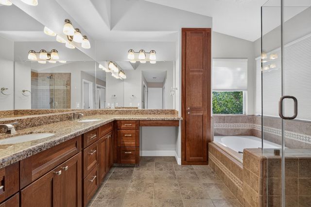 4231 Pinehurst Cir, Stockton, CA 95219