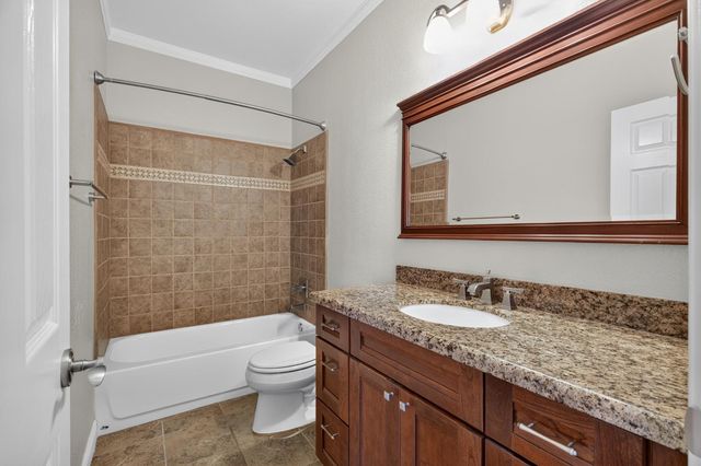 4231 Pinehurst Cir, Stockton, CA 95219