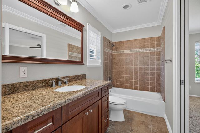4231 Pinehurst Cir, Stockton, CA 95219