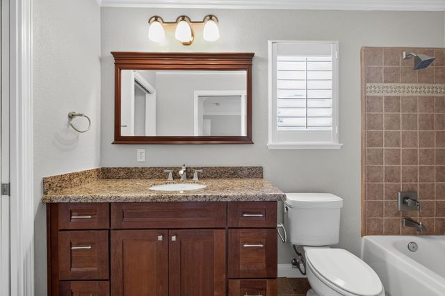 4231 Pinehurst Cir, Stockton, CA 95219