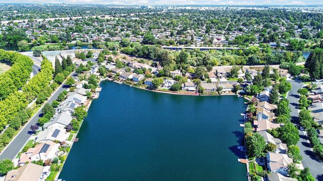 4231 Pinehurst Cir, Stockton, CA 95219