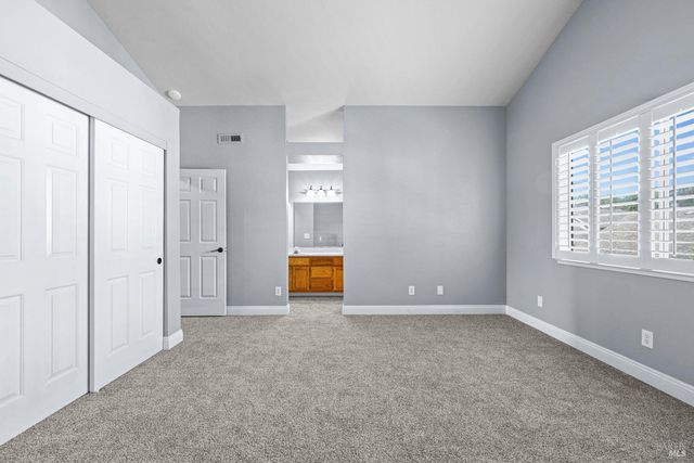 1820 Howard Dr, Windsor, CA 95492