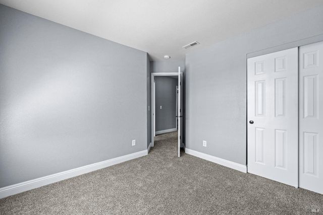 1820 Howard Dr, Windsor, CA 95492