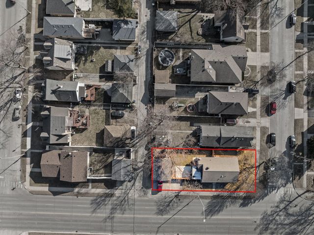 9301 S 54th Court, Oak Lawn, IL 60453