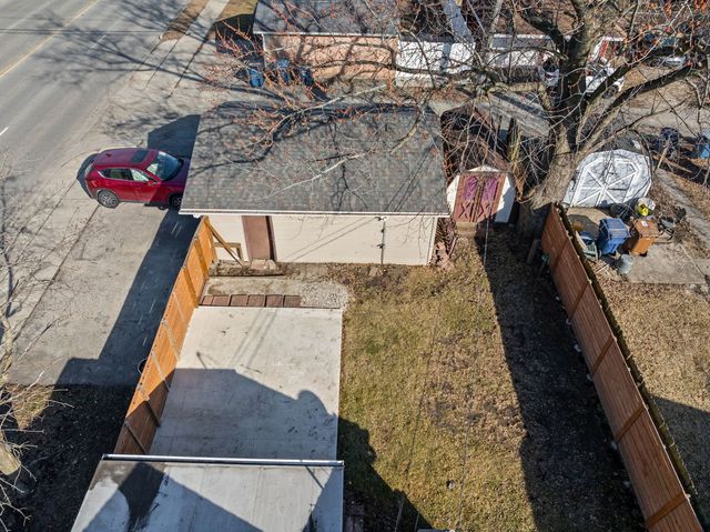 9301 S 54th Court, Oak Lawn, IL 60453