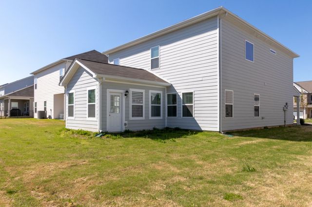 3633 Capstone Dr, Murfreesboro, TN 37128
