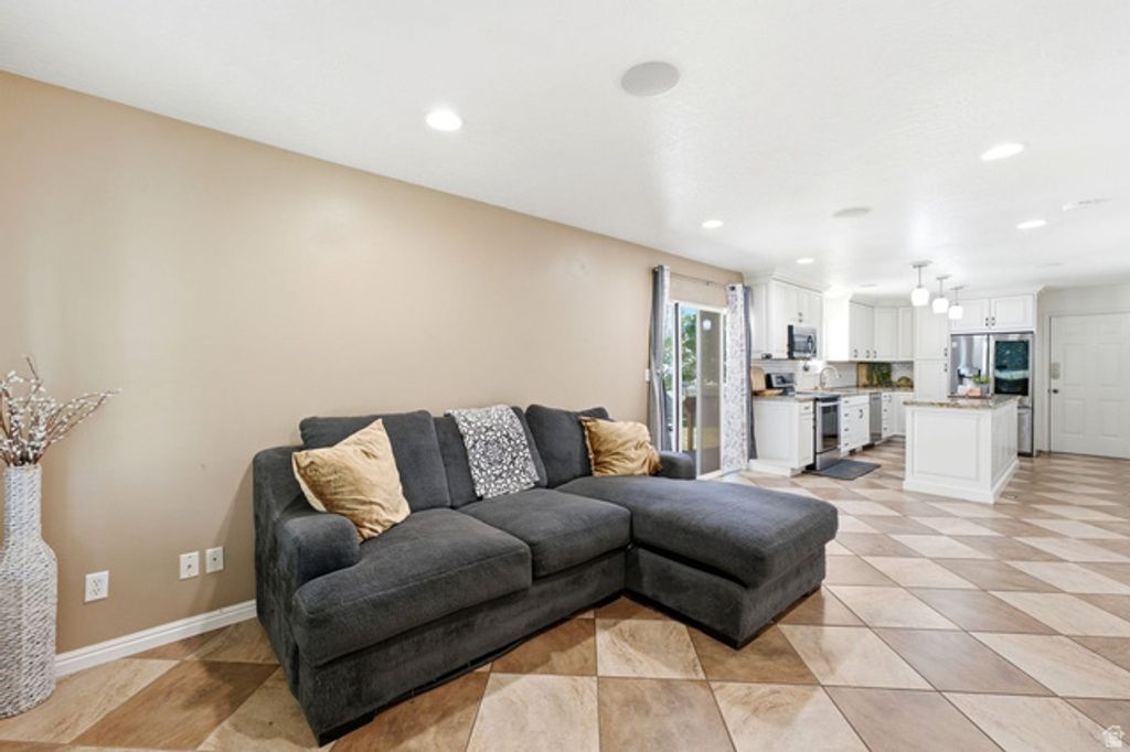 2951 E ASH POINT, Eagle Mountain, UT 84005 — photo 4