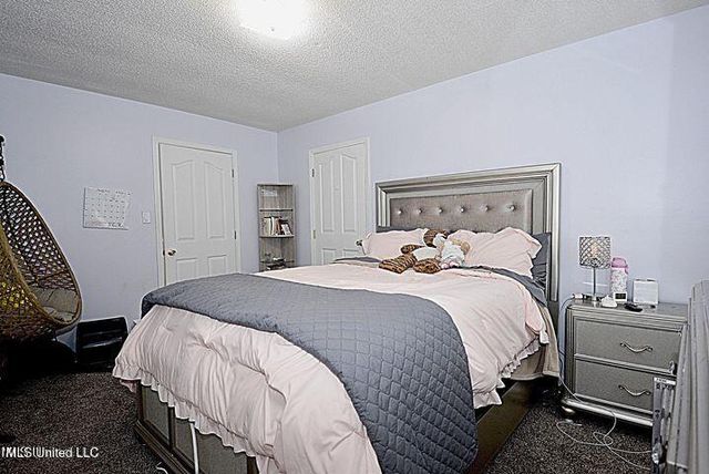 9195 Lakeside Drive, Olive Branch, MS 38654