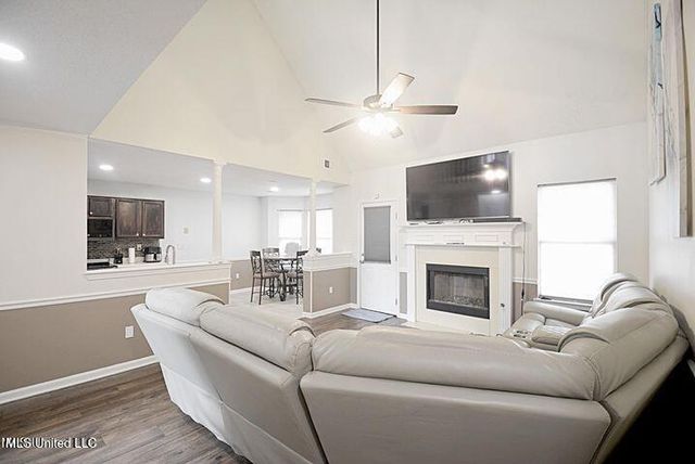 9195 Lakeside Drive, Olive Branch, MS 38654