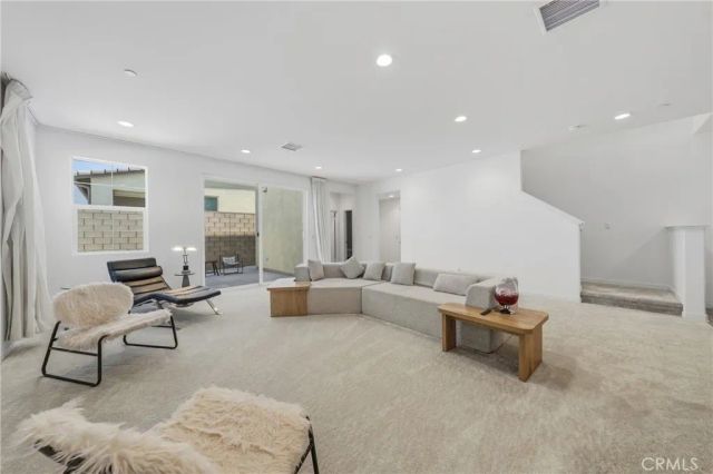 6992 Mallow Drive 4, Fontana, CA 92336