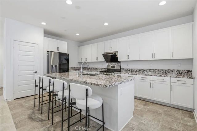 6992 Mallow Drive 4, Fontana, CA 92336