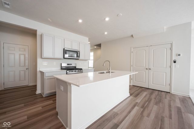 14257 Tenbury Way, Fishers, IN 46037